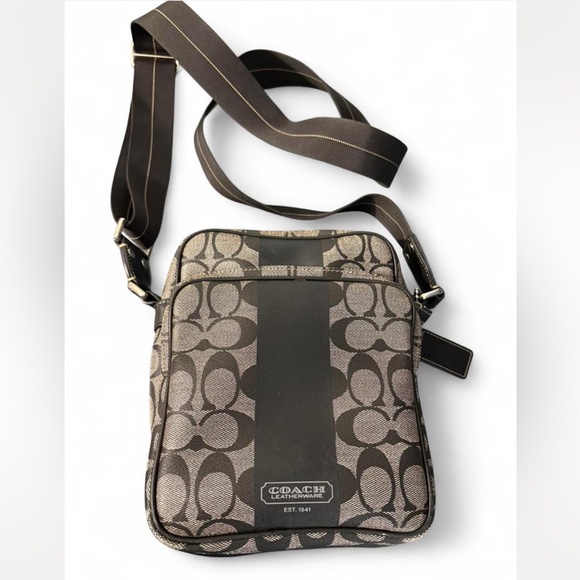 Coach Heritage Stripe Signature Flight Shoulder Bag classic monogram - Picture 1 of 4